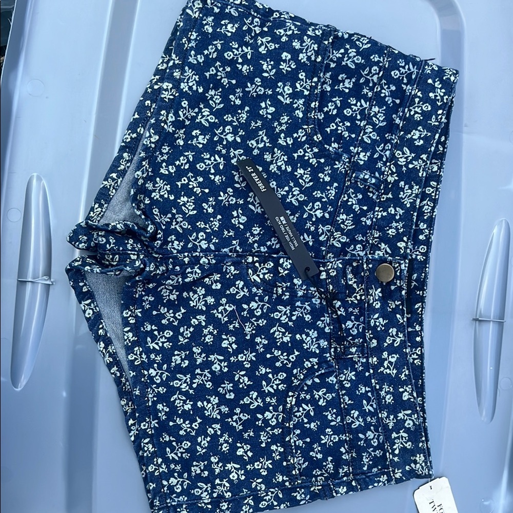 Forever 21 Blue Floral Women Shorts